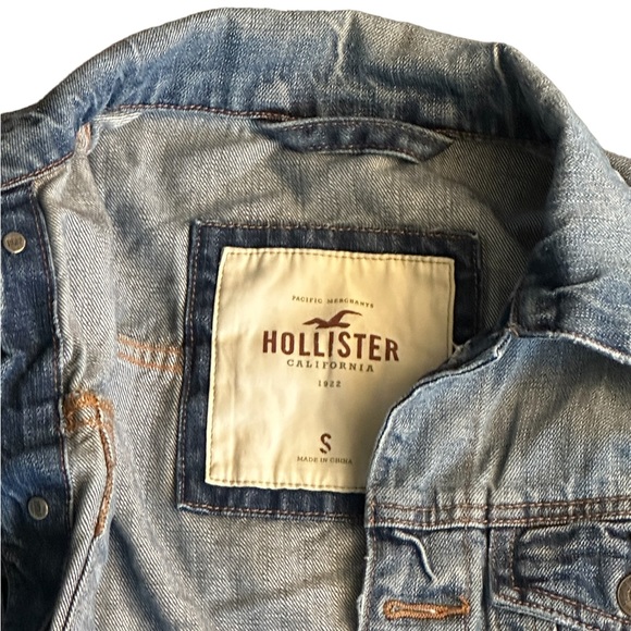 Hollister Light Blue Denim Vest - Picture 4 of 7
